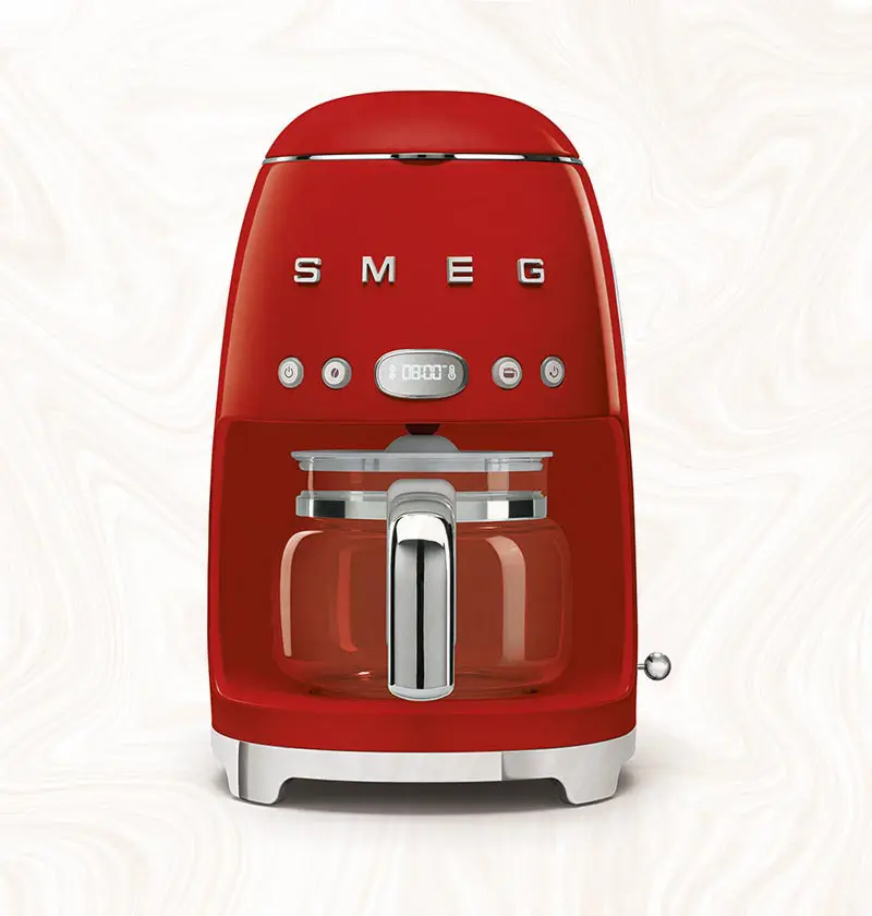 دستگاه قهوه ساز رنگ قرمز مدل DCF02RDEU اسمگ لوکس